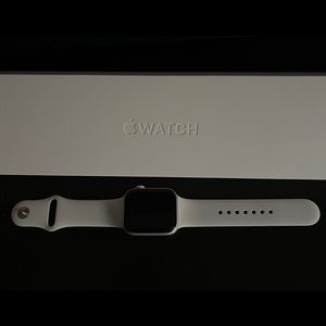 Apple Watch 6th Gen 44mm